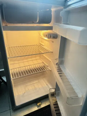 تلاجه مستعمله شبه جديد