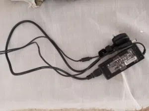 شحن لابتوب hp اصلي كاش أو حواله