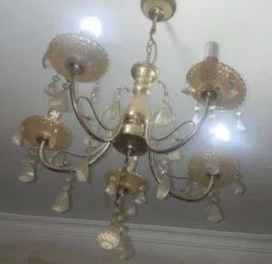 ثريات كرستال لون ذهبي عدد 2