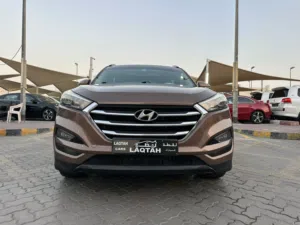 هيونداى توسان موديل 2017بانورامامواصفات أمريكيةبصمة داخلية  مثبت سرعةتحكم رنجات بحالة ممتازة
