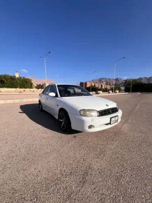كيا سبكترا موديل 2000