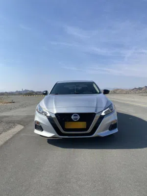 التيما sr 2019 بحالة ممتازة جداً للاستخدام (استخدام شخصي) تم صيانتها من البداية في برسشن