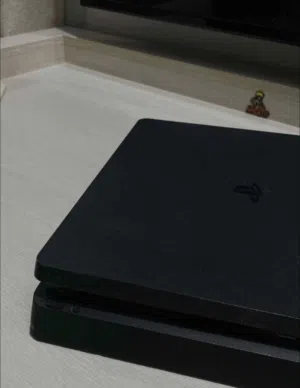 سوني 4 سليم (نظيف جداً)  تمت له صيانة شاملة ومدخل HDMI جديد