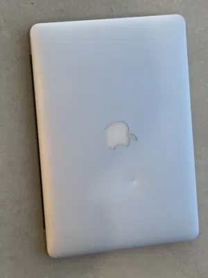 Macbook pro core i5 2015