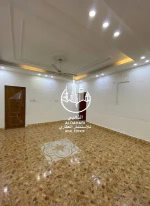 250 m2 3 Bedrooms Townhouse for Rent in Basra Tuwaisa