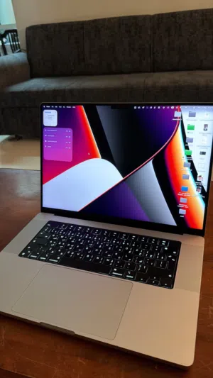 M1 Pro Macbook pro 16inch 1tb 16gb Ram