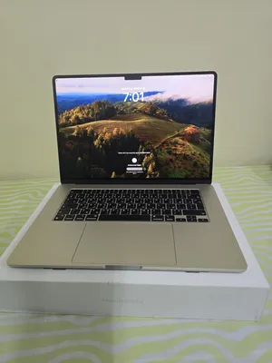 MacBook air 15" M2 chip