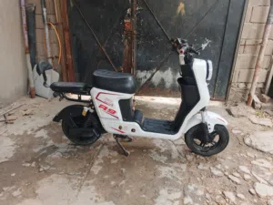 دراجه R9 لون ابيض