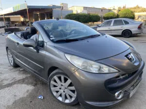 بيجوCC 207 موديل 2009 بحالة ممتازة .. للبيع فقط وليس للبدل