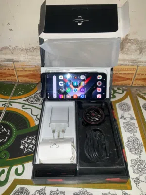 جوال  انفنكس جي تي برو 30-5g جوال عشاق ببجي120فريم ذاكره512رام12+12  نضيف استخدام شخصي مستخدم  4اشهر