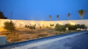 قطع اراضي للبيع في عين زارة الباعيش ف أكثر من مقسم سكني بي اسعار ممتازة
