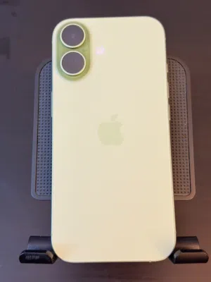 Iphone 17 green color