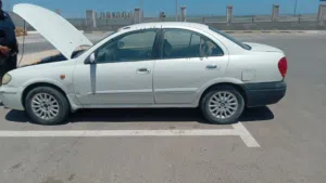 نيسان صني للبيع 2005