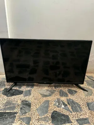 32" Other monitors for sale in Baghdad