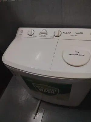 طباخة مع سرير مع غسالة