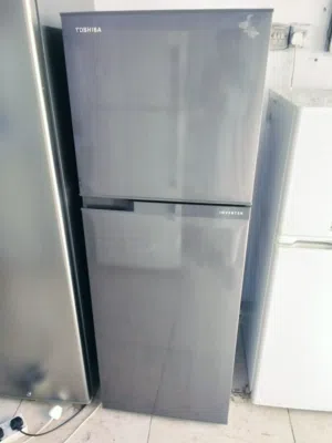 for sale madiam saiz Toshiba fridge good condition good working