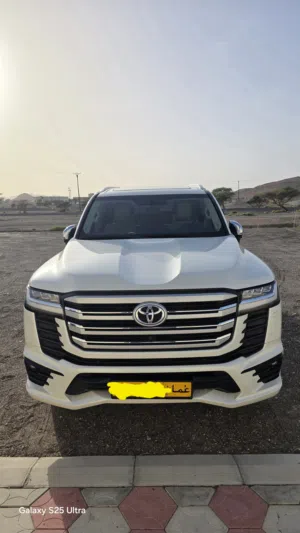 Used Toyota Land Cruiser in Al Sharqiya