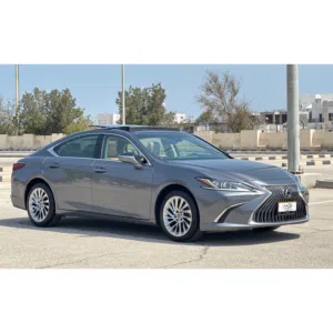 Used Lexus ES in Muscat