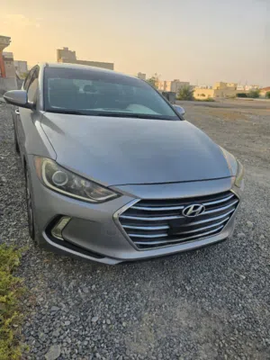 Used Hyundai Elantra in Al Dakhiliya