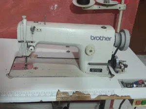 ماكنة خياطه صناعيه للبيع