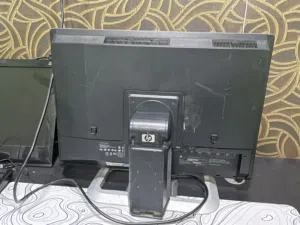 كمبيوتر مكتبي للبيع او البدل مع بليستيشن 4