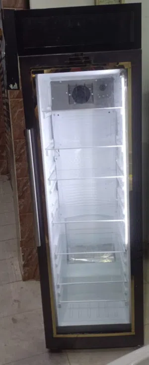 تلاجه عرض باب واحد مستورده مقاس 2*65 كسر زيرو تقفيل بلادها