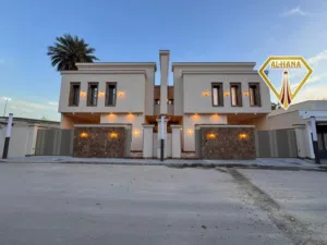 فيلتين تشطيب ممتاز طابقين مفصولات في 11 يونيو للبيع