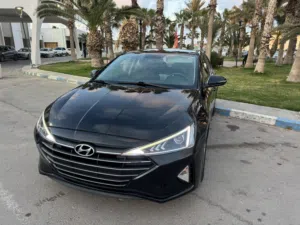 هيونداي إلنترا محرك 20 العادي