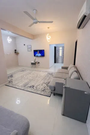 100 m2 2 Bedrooms Apartments for Rent in Muscat Al Khoud