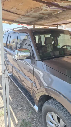 pajero  2010