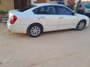 Used Samsung SM5 in Tripoli