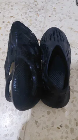 Yeezy Foam Runner "Carbon" sneakers