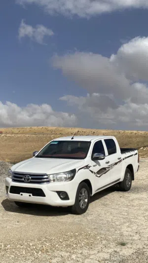 Used Toyota Hilux in Aqaba