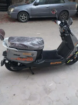 اسكوتر كهرباء فيجوري 2000 وات بحاله جيده جدا كسر الزيرو