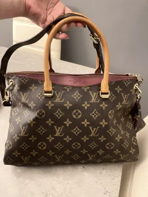 Louis Vuitton vintage handbag