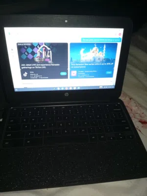 *HP Chromebook –    4GB RAM  16GB Storage Perfect