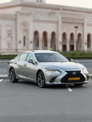Lexus 350 F sport 2020 gcc specs( خليجي)