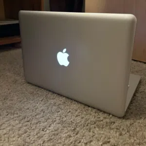 MacBook Pro 8RAM 1TB