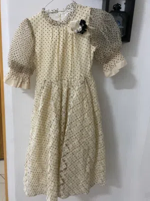 فستان اطفال جميل مع حزام اسود