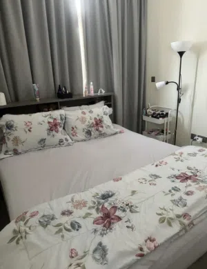 Home Centre Queen bed with storage 160x200cm including mattress