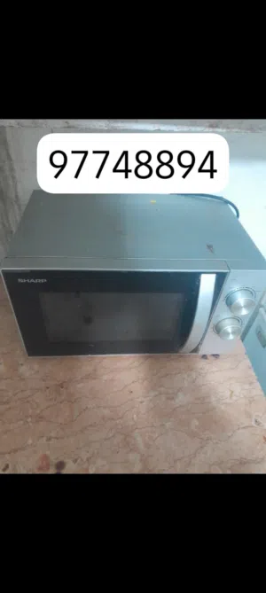 Sharp 0 - 19 Liters Microwave in Al Ahmadi