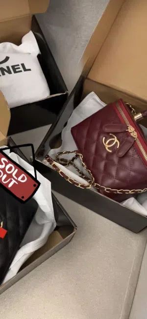 حقيبه chanel