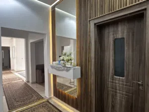 فيلا ارضي للبيع طريق المطار والي العهد