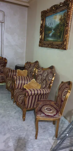 طقم كنب فخم وطقم كورنر امريكي فخم حرف ل بحاله ممتازه  للبيع