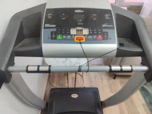 سير كهربائي مستعمل يحتاج إلى صيانه