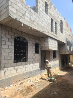 2 m2 3 Bedrooms Townhouse for Sale in Sana'a Sa'wan