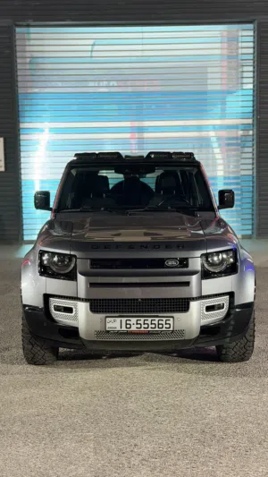 لاند روفر ديفندر 2022 3000cc فل وفحص كامل كلين وجمرك جديد اعلى مواصفات كامل اكسورات للبيع بسعر حررق