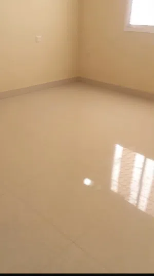 Apartment for rent close to the Indian school behind Al-Iwan Supermarket