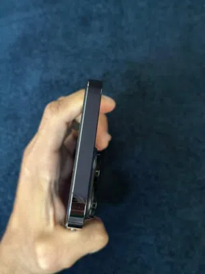 ايفون للبيع
