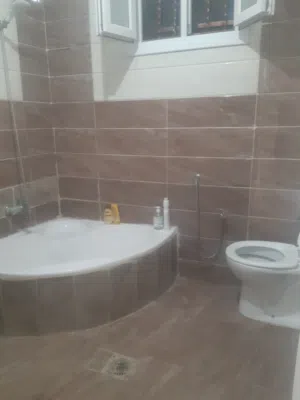 145 m2 3 Bedrooms Townhouse for Rent in Tripoli Khallet Alforjan